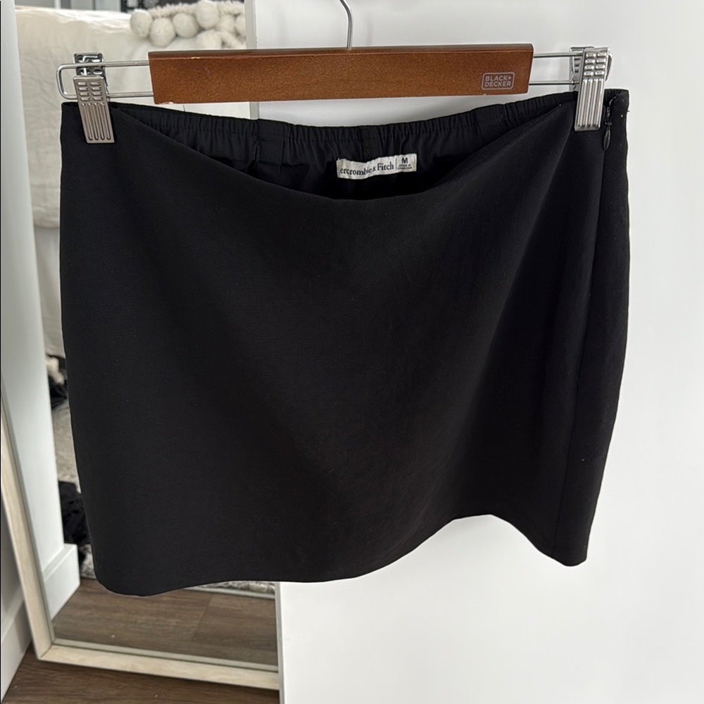 Abercrombie & Fitch Black Pencil Mini Skort mid rise